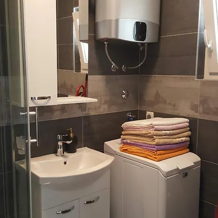 Apartment Orloj Primosten